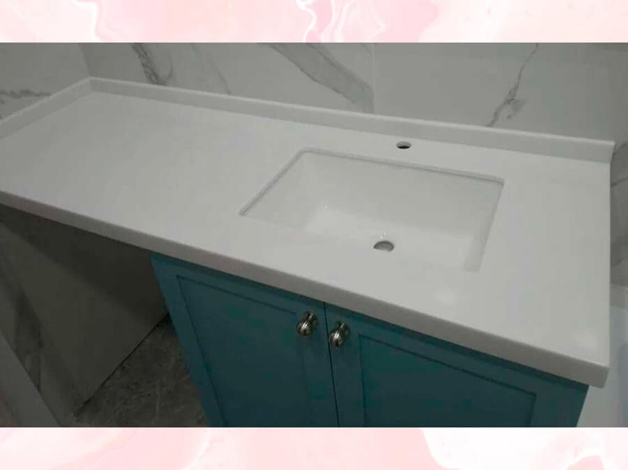 Столешница под мрамор для ванной комнаты