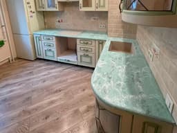 Г-образная кухонная столешница