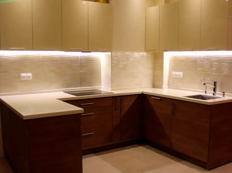 П-образная столешница для кухни