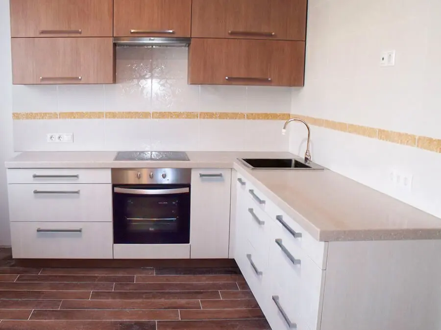 Угловая столешница для кухни