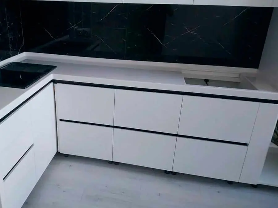 Кухонная угловая столешница