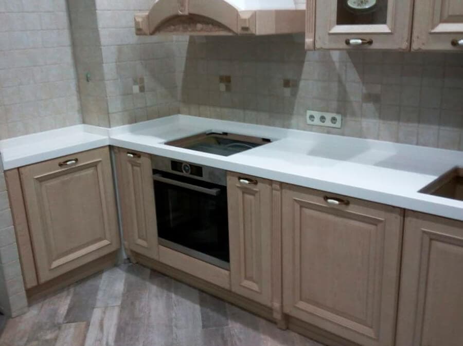 Две прямые столешницы