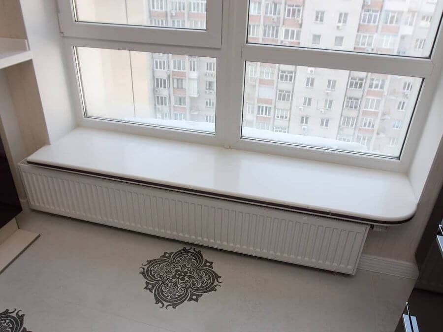 Прямой подоконник с радиусом внешнего угла