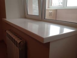 Акриловый подоконник