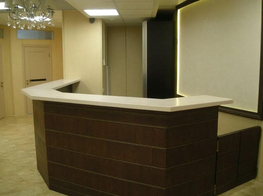 Столешница на стойку ресепшн