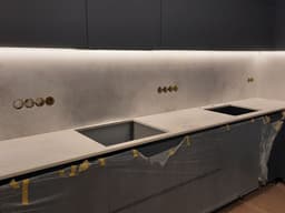 Белая столешница для кухни