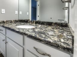 Столешница для ванной