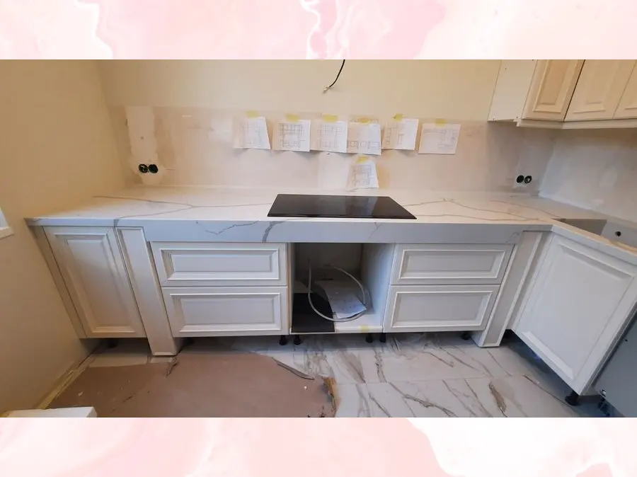 Кварцевая угловая столешница