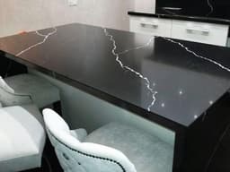 Современная столешница-стол