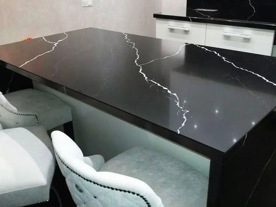 Современная столешница-стол