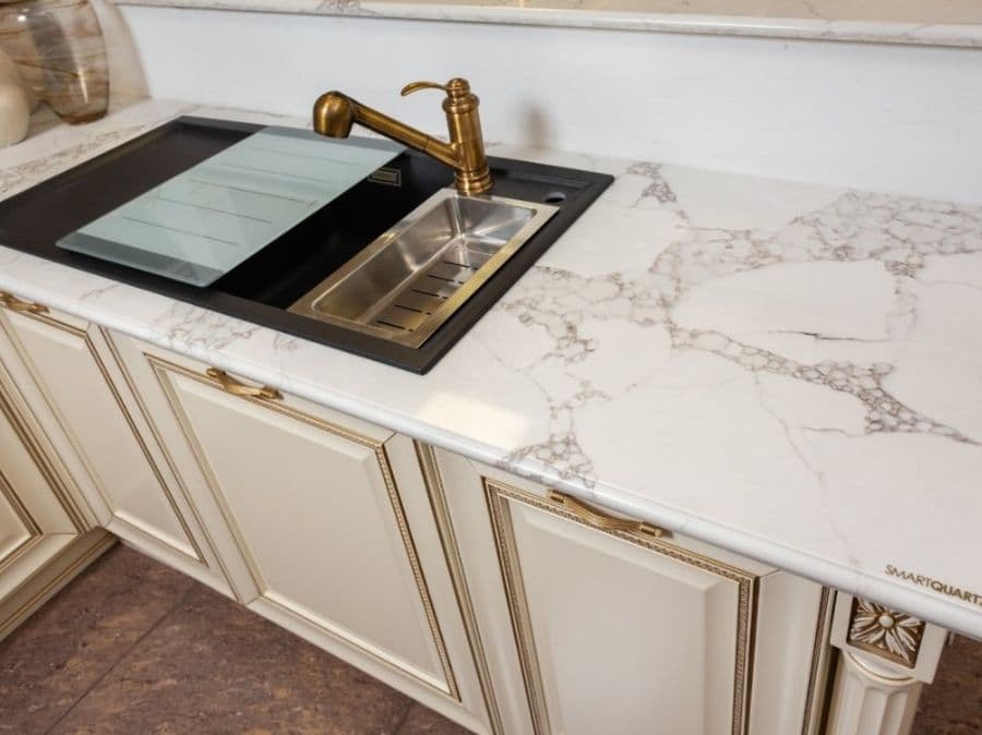 Угловая столешница для кухни