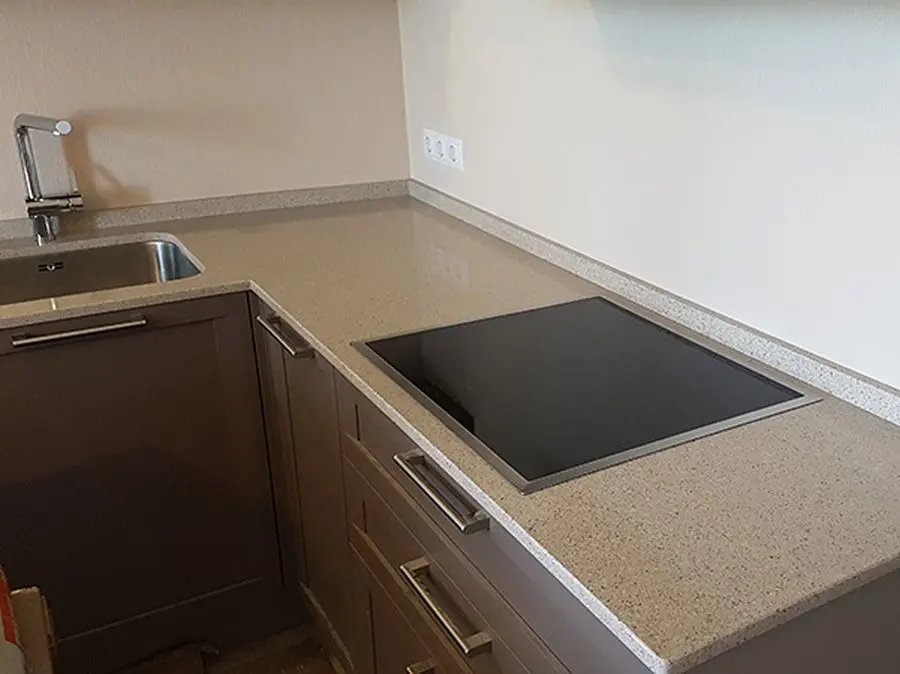 Угловой кухонный гарнитур