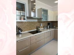 Кварцевая угловая столешница