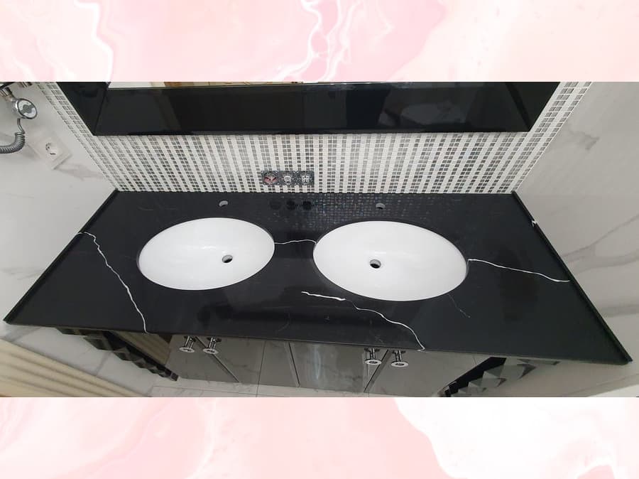 Столешница с двумя раковинами для ванной комнаты